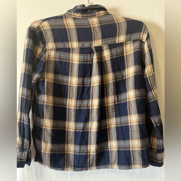 Aerie Women’s Plaid Flannel Blue and Tan Long sleeve Shirt Size Medium - Picture 2 of 6
